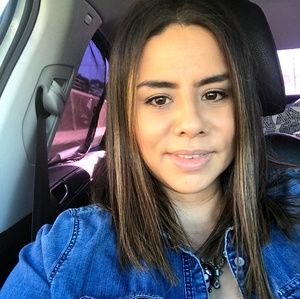 Meet your Posher, Celeste